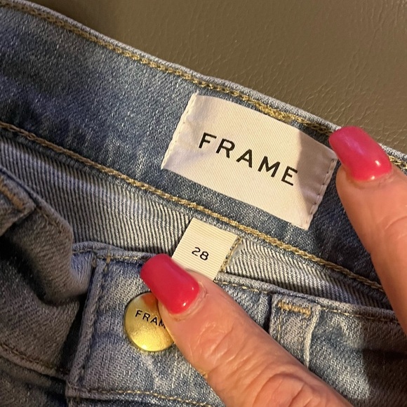 NWT FRAME Le Palazzo flared jeans size 28
🚨FINAL PRICE NO OFFER ACCEPT - Picture 7 of 10